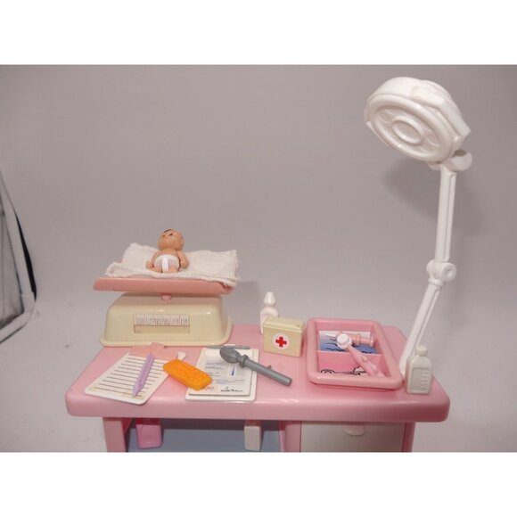 Simba Mini Tiny Baby Doll Lot Medical Nursery with Accessories and Dolls Vintage - Picture 4 of 16
